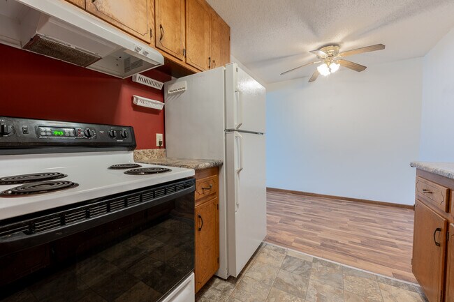 Foto del edificio - Hillcrest Apartments