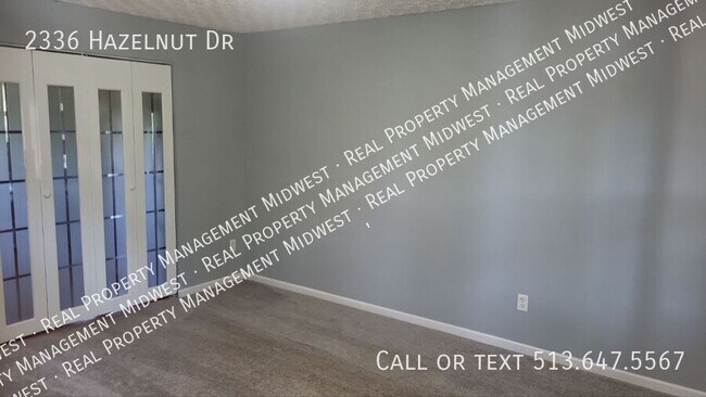 Building Photo - 2336 Hazelnut Dr