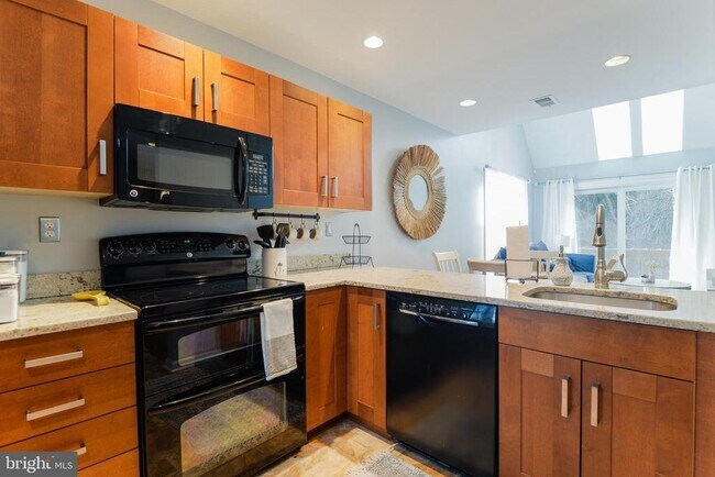 Foto del edificio - 293 Wexford Ct