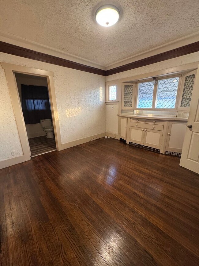 Foto del edificio - Beautiful home for rent in the heart of Moline