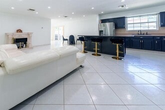 Building Photo - 2011 N 43rd Ave Building Photo - 2011 N 43rd Ave