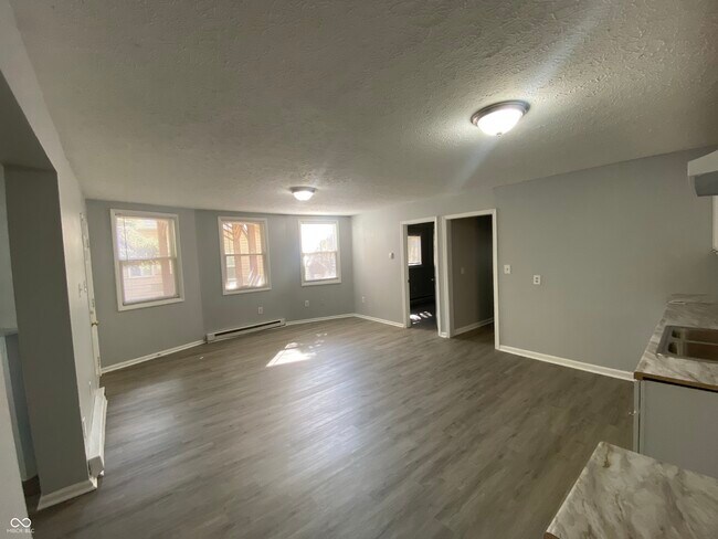 Foto del edificio - 86 N Holmes Ave