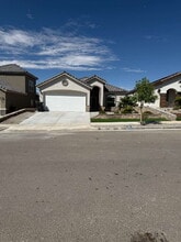 Building Photo - 241 Penbridge Pl