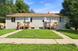 Building Photo - 904 Willsie Ave