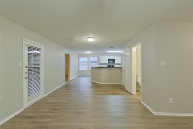 Building Photo - 712 Forest Creek