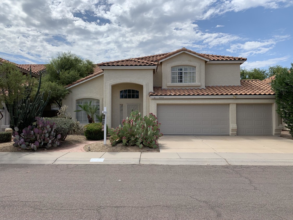 4549 E Villa Rita Dr, Phoenix, AZ 85032 House for Rent in Phoenix, AZ