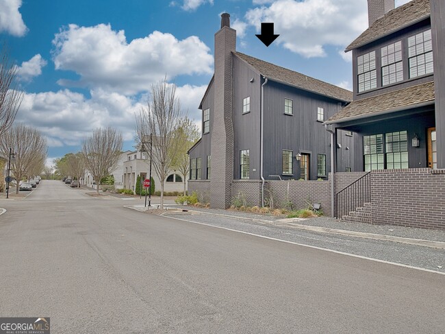 Building Photo - 235 2nd St