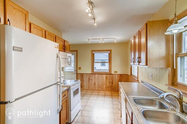 Building Photo - 8233 Belden Boulevard, Cottage Grove, MN, ...