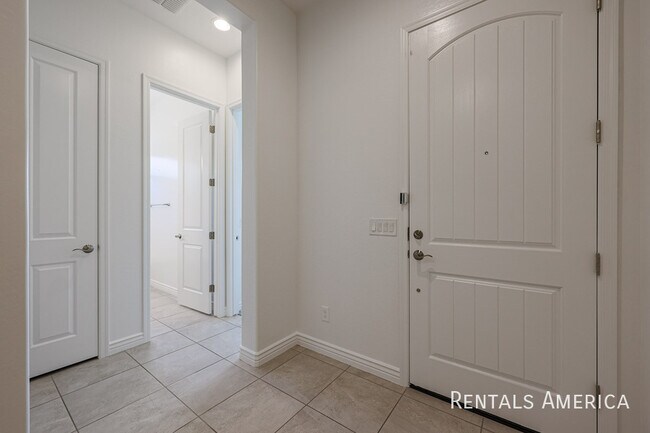 Foto del edificio - 7181 W Tombstone Trail