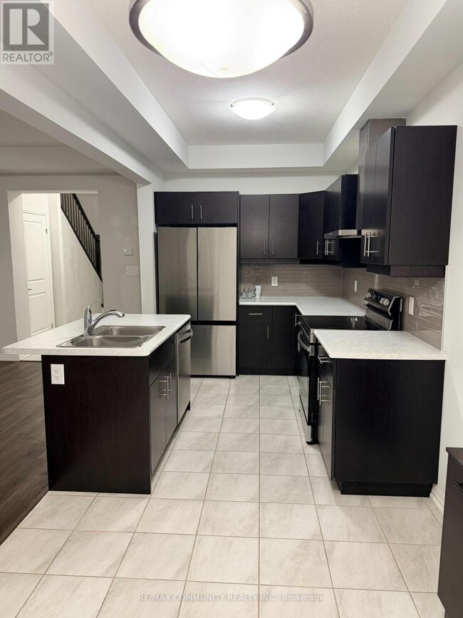 Building Photo - 86 Bur Oak Dr