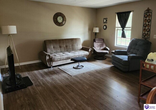 Building Photo - 430 Wagon Wheel Trail