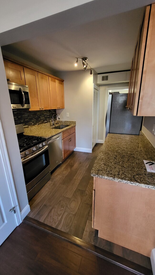 Foto del edificio - 1231 Penn St NE