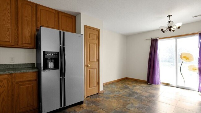 Building Photo - 3685 Parker Knoll Ln