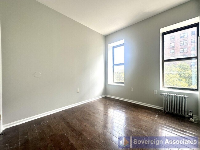 Foto del edificio - 2254 5th Ave
