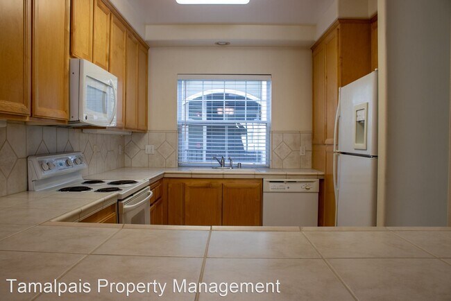 Foto del edificio - 2 br, 2 bath House - 1587 S Novato Blvd, #...