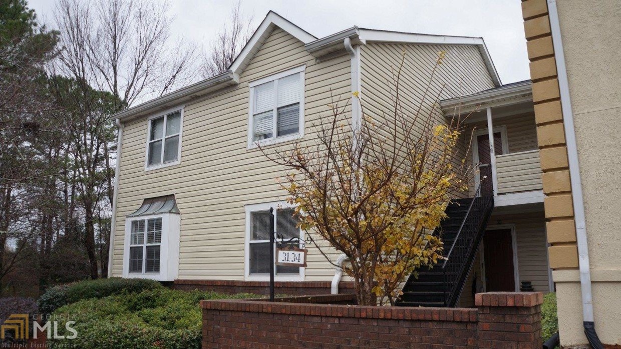 Primary Photo - 31 Sutton Pl