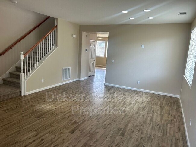 Foto del edificio - 10724 Grayslake Dr