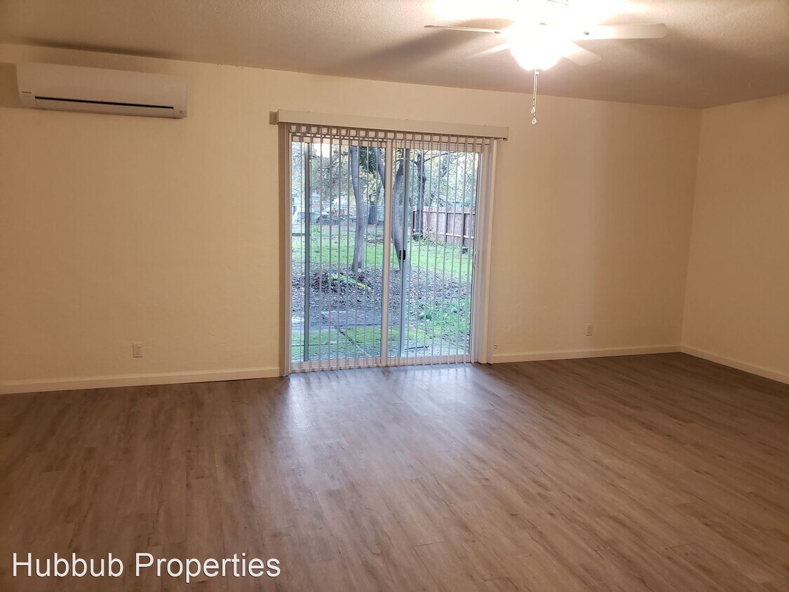 Foto principal - 3 br, 1.5 bath House - 4580 E. Bonnyview