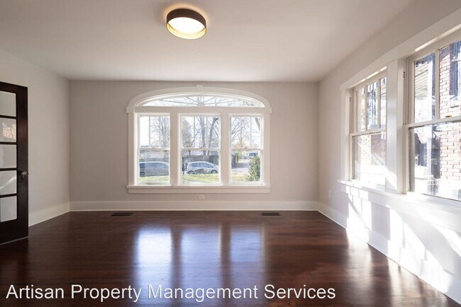 Building Photo - 3 br, 2 bath House - 2025 Benjamin St.
