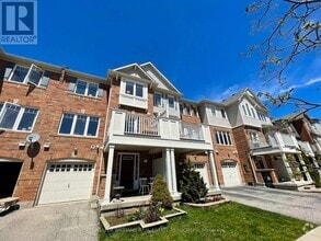 Building Photo - 877 Willingdon Crescent