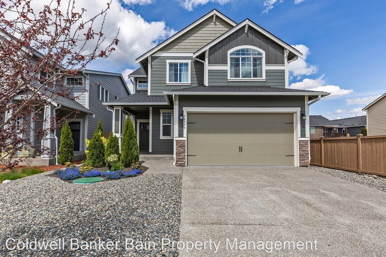 Foto principal - 4 br, 3 bath House - 14398 - 99th Way S.E.
