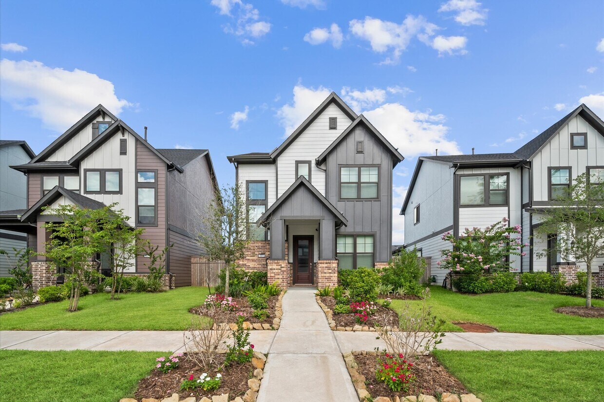 Foto principal - 1511 Emma Lk Dr