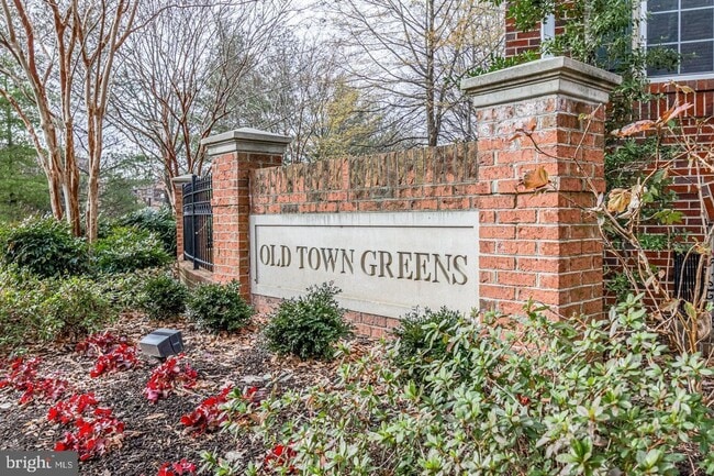 Building Photo - 1600B Hunting Creek Dr