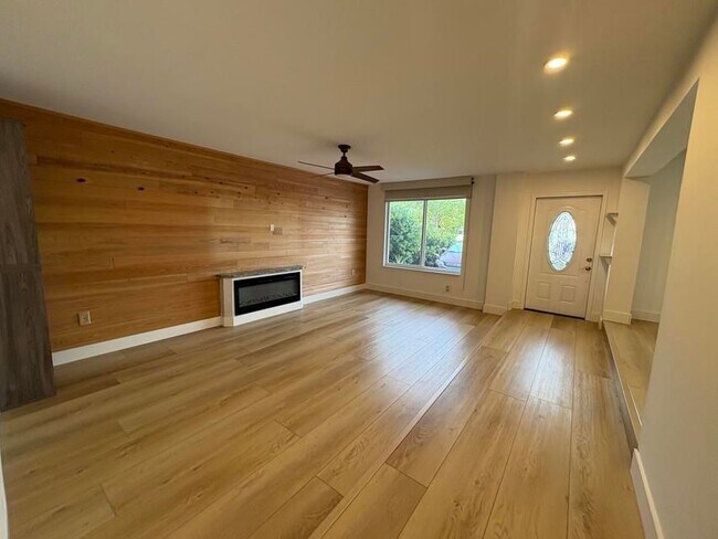 Foto del edificio - 1032 NE 16th Terrace
