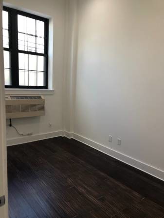 Building Photo - Unique Two Bedroom Duplex in Astoria, NY