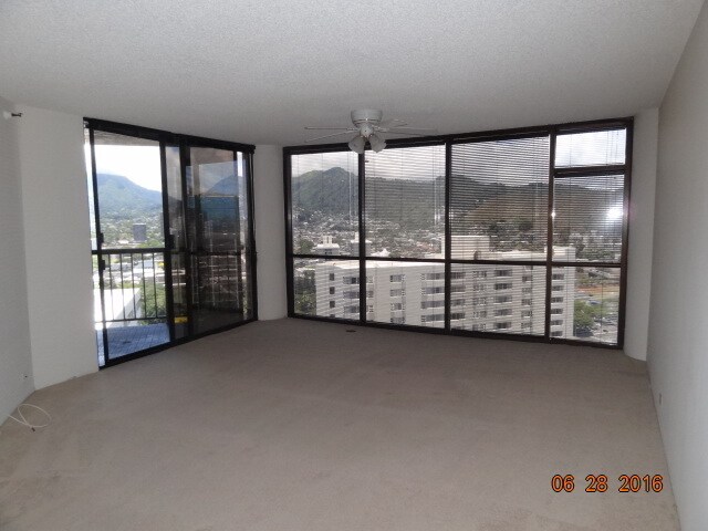 Foto del edificio - HONOLULU TOWER 1/1/1, MOUNTAIN VIEWS