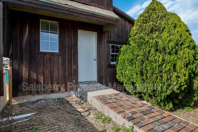 Photo - 7584 Ben Day Murrin Rd House