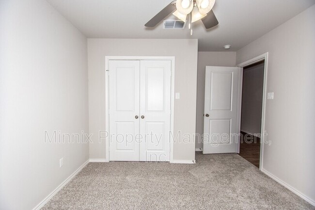 Building Photo - 1727 102nd St