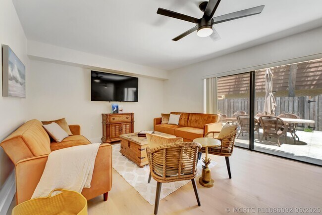 Foto del edificio - 3050 30th Ct