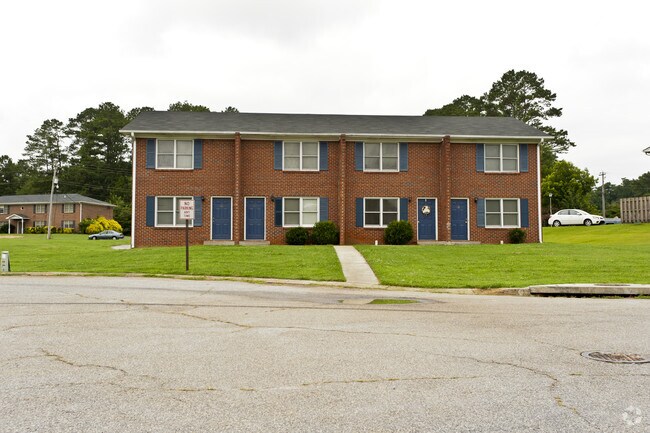 Foto del edificio - 11-57 Edgefield Ln NW