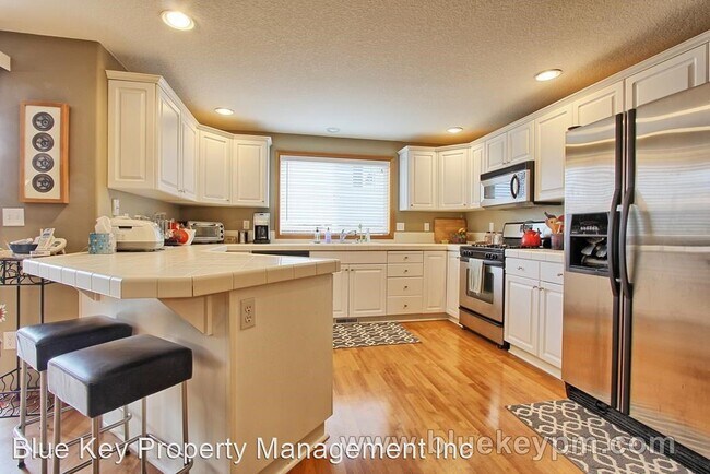 Foto del edificio - 4 br, 2.5 bath House - 4018 NE 91st Street