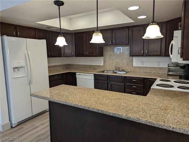 Building Photo - 1848 Arbol Verde Way