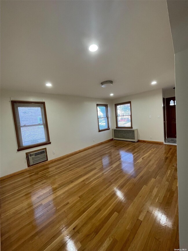 Building Photo - 255-16 85th Ave
