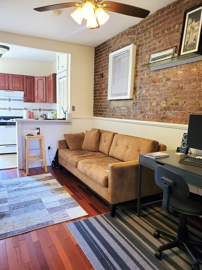 Foto del edificio - 311 7th St
