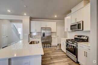 Building Photo - 712 Spoonbill Trl