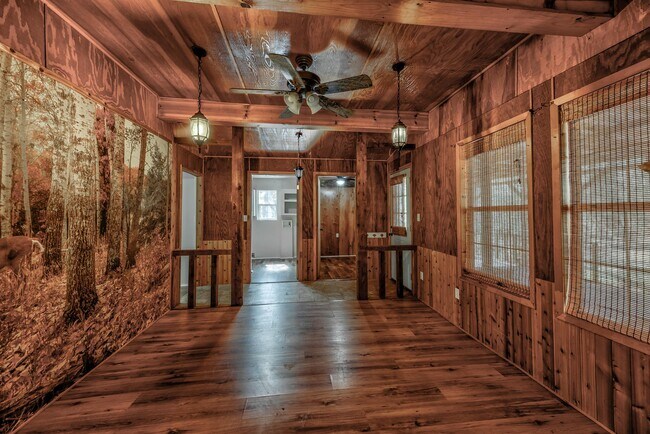 Building Photo - 2318 Co Rd 1100