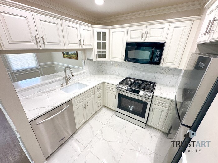 Primary Photo - 3 Bedroom house with garage in North East,...
