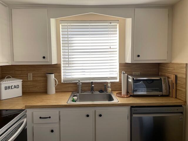 Building Photo - 13664 Coconut Palm Ct
