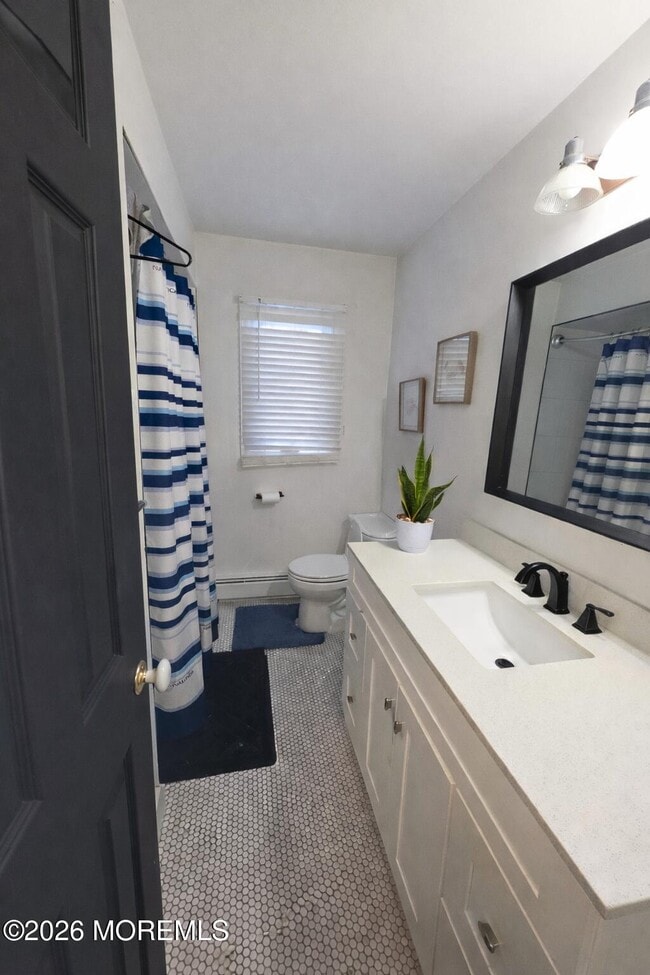 Building Photo - 930 Fairview Dr