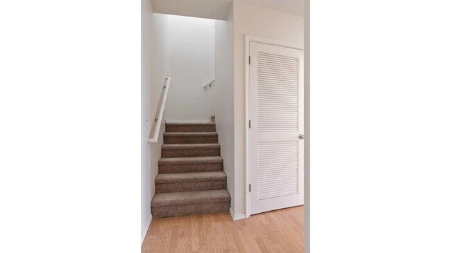 Building Photo - 9905 William Jones Cir