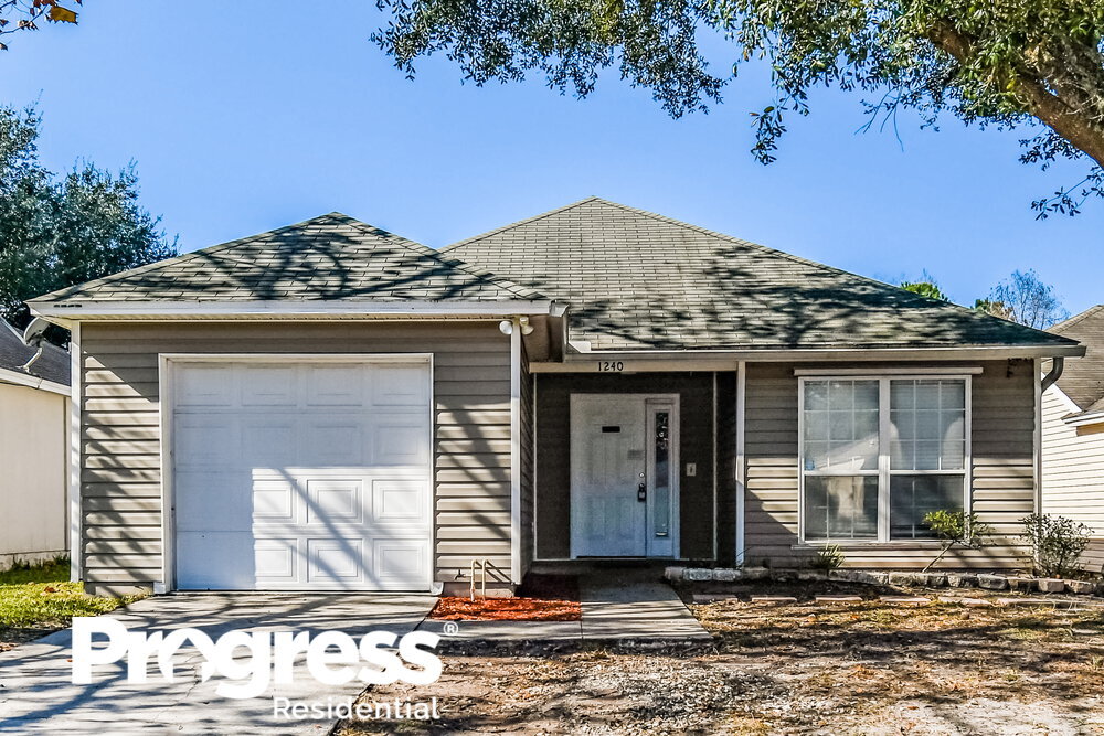 Foto principal - 1240 Brookwood Bluff Rd E