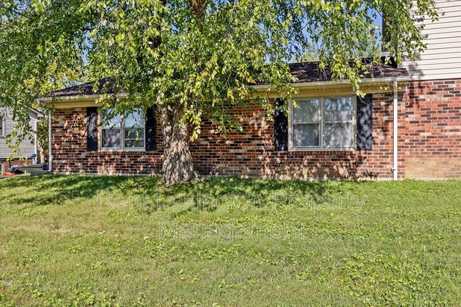 Building Photo - 3201 Mammoth Dr