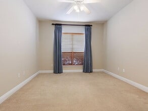 Building Photo - 5153 Etta St