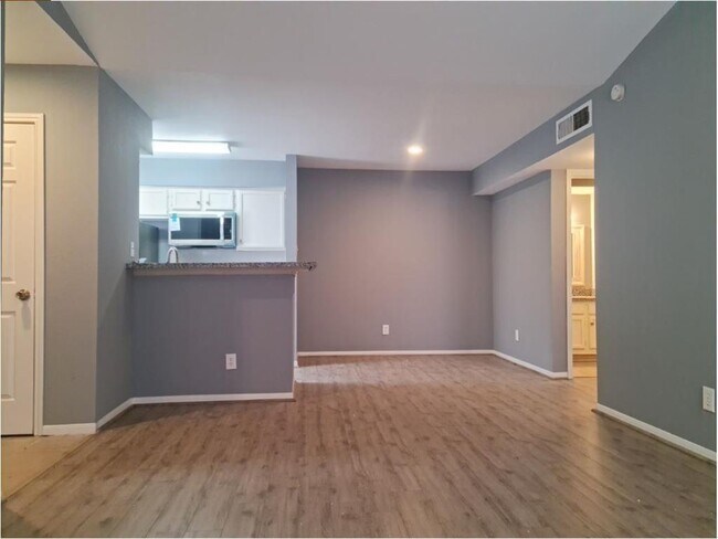 Building Photo - 14600 Fonmeadow Dr