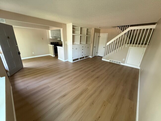 Foto del edificio - 4237 Monroe Dr