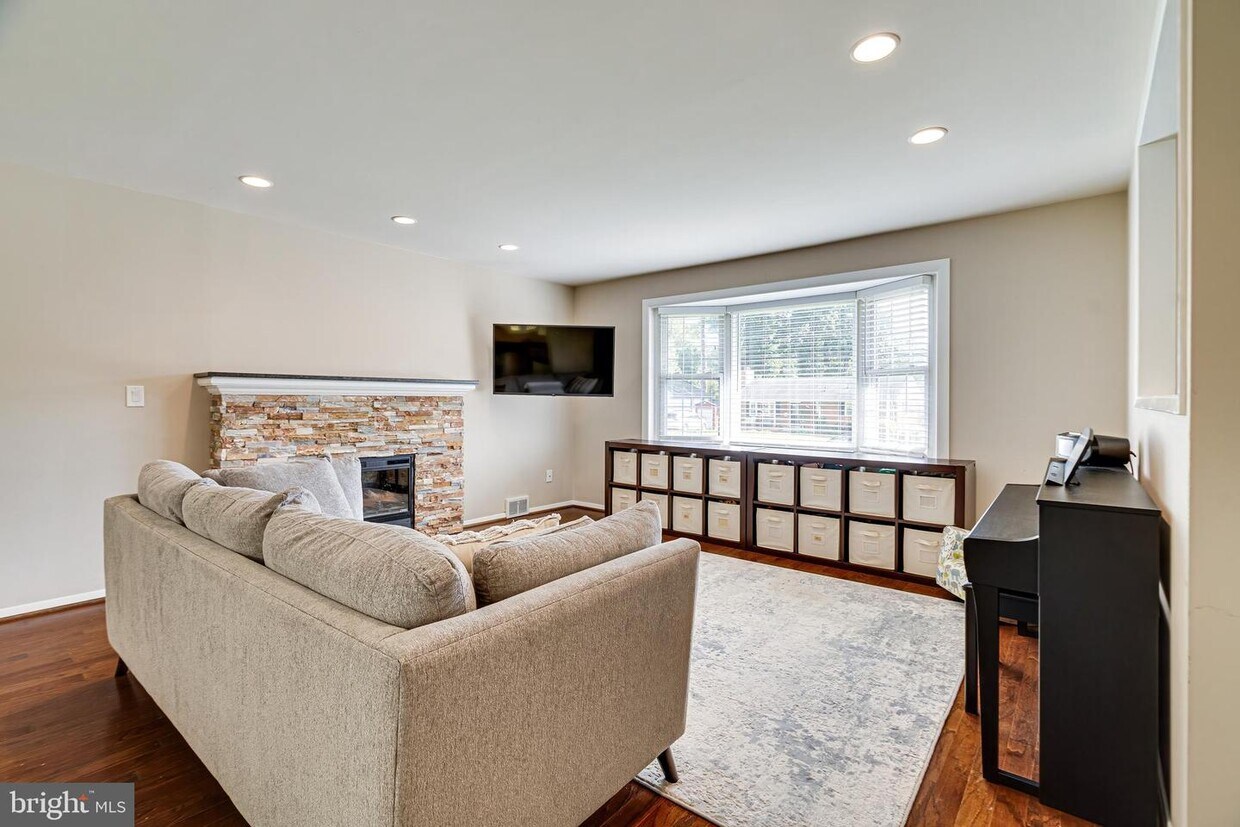 7606 Jervis St, Springfield, VA 22151 House Rental in Springfield, VA